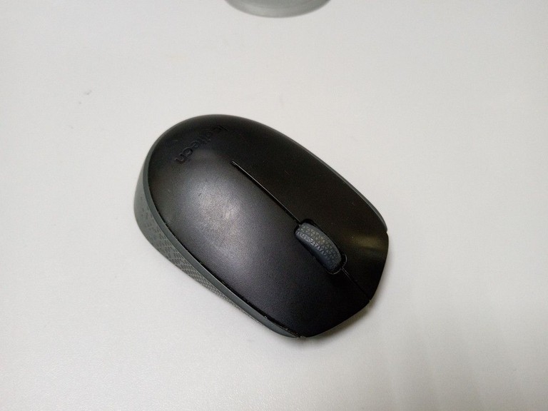 Купить Logitech m171 Б/У