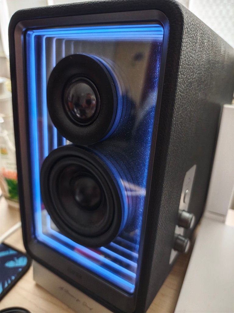 Дешево Edifier QR65 Black з ломбарду