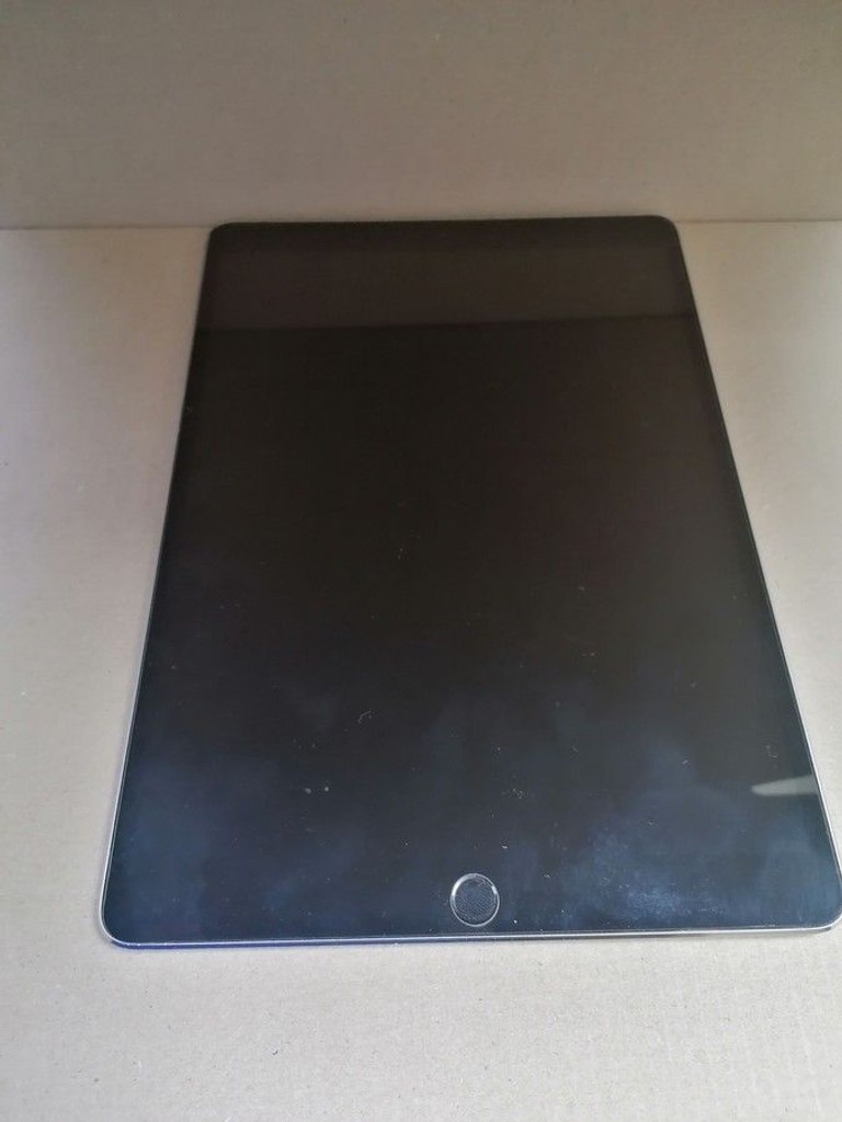Дешево Apple ipad pro 10,5" wifi a1709 256gb 3g з ломбарду