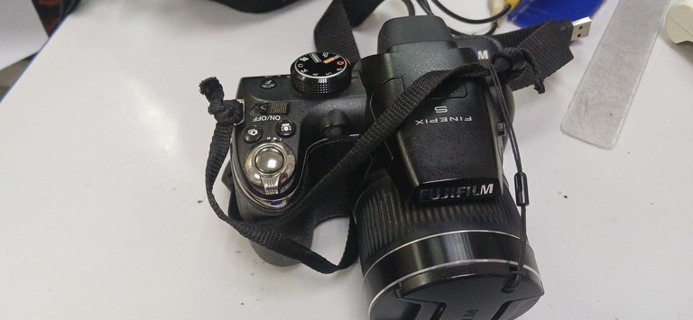 Купити Fujifilm finepix s2950 Б/У