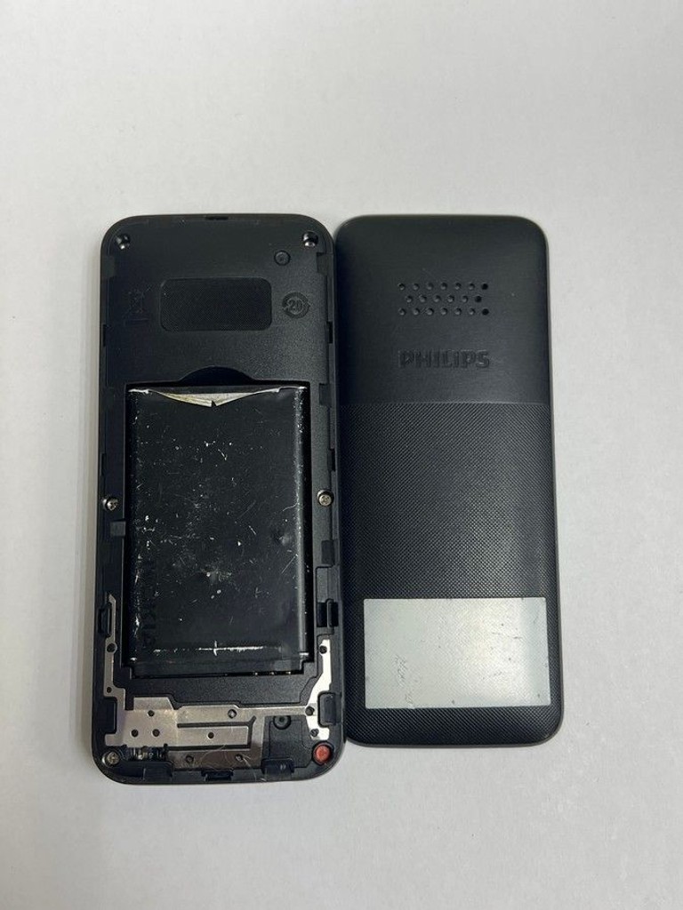 Дешево Philips Xenium E106 Black з ломбарду