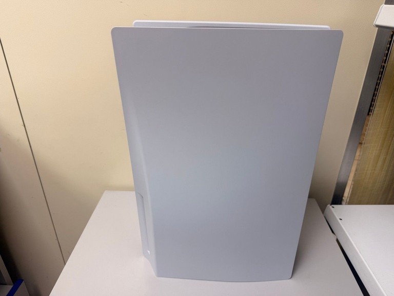 Оголошення Sony ps 5 cfi-1208a 825gb два джойстика+диск Б/У