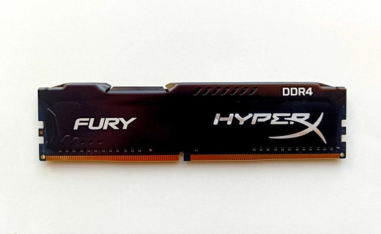 Купити Kingston HyperX Black Fury DDR4 8GB 2400MHz UDIMM PC4-2400 (HX424C15FB2/8) Б/У