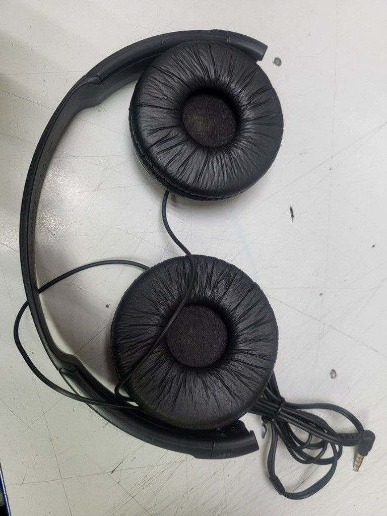 Оголошення Sony mdr-zx110ap Б/У