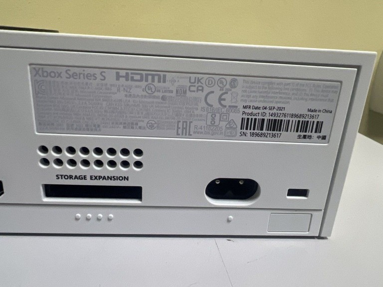 Дешево Microsoft xbox series s 512gb з ломбарду