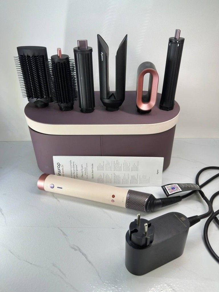 Купить Dyson Airwrap Co-anda2x Multi Hair Styler Straight+Wavy Amber Silk (143034-01) Б/У