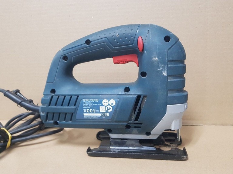 Дешиво Bosch gst 8000 e с ломбарда