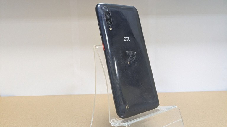 Дешиво Zte blade a7 2020 2/32gb с ломбарда