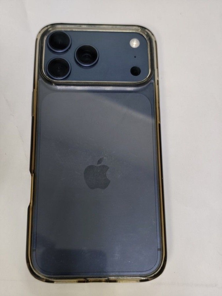 Купити Apple iphone 17 pro max 256gb Б/У