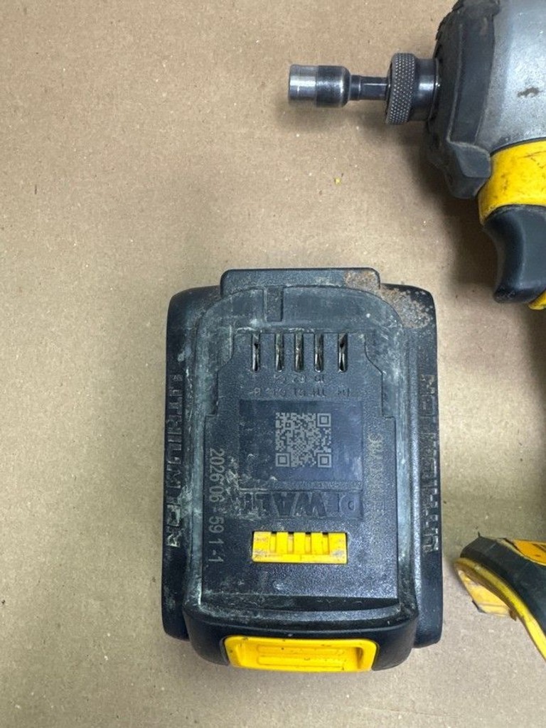 Dewalt dcf809 1акб 6ah зп Код:01-201174310. Зображення 5