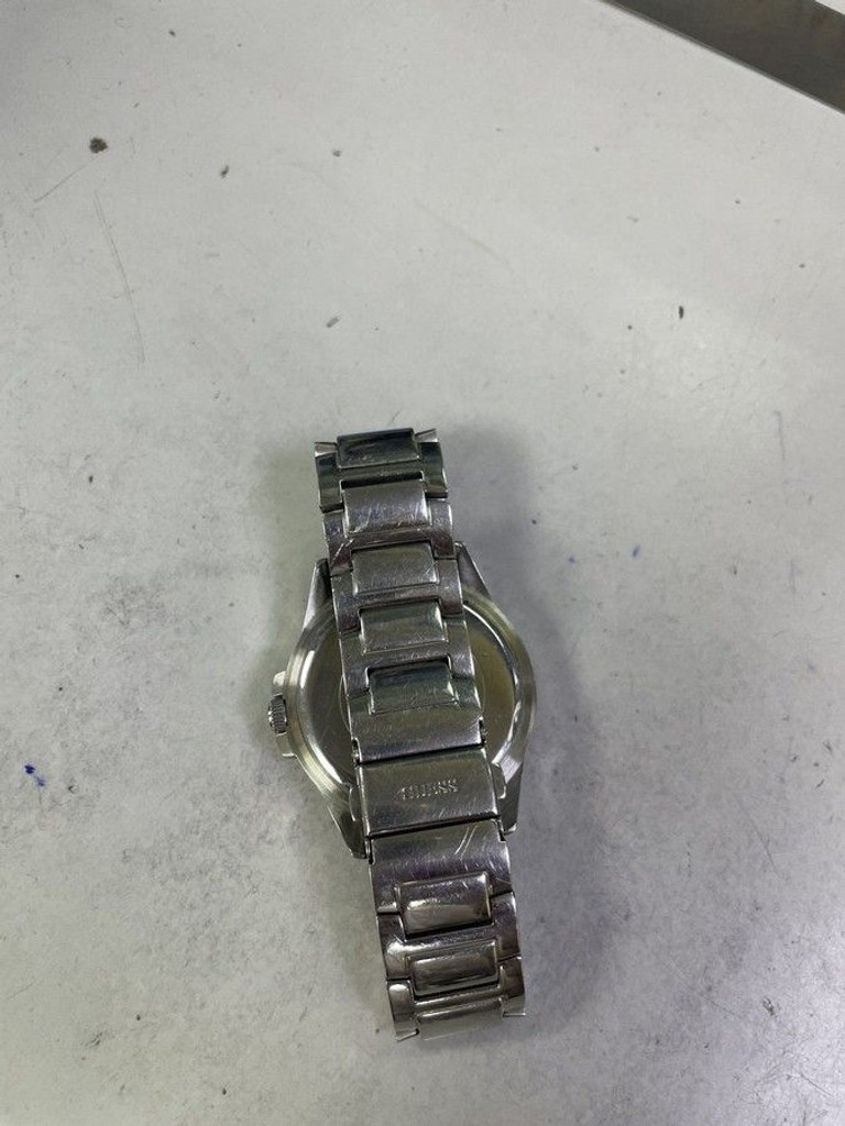 Купить Guess u1156l1 Б/У