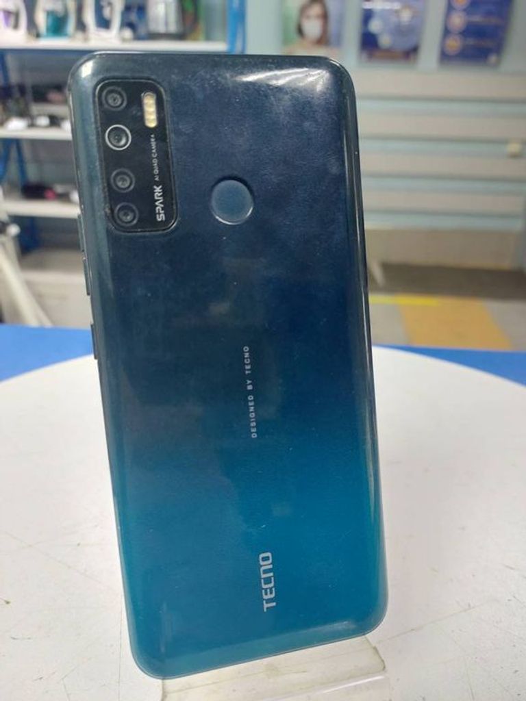 Распродажа Tecno spark 5 pro kd7 4/64gb, продавец Техноскарб