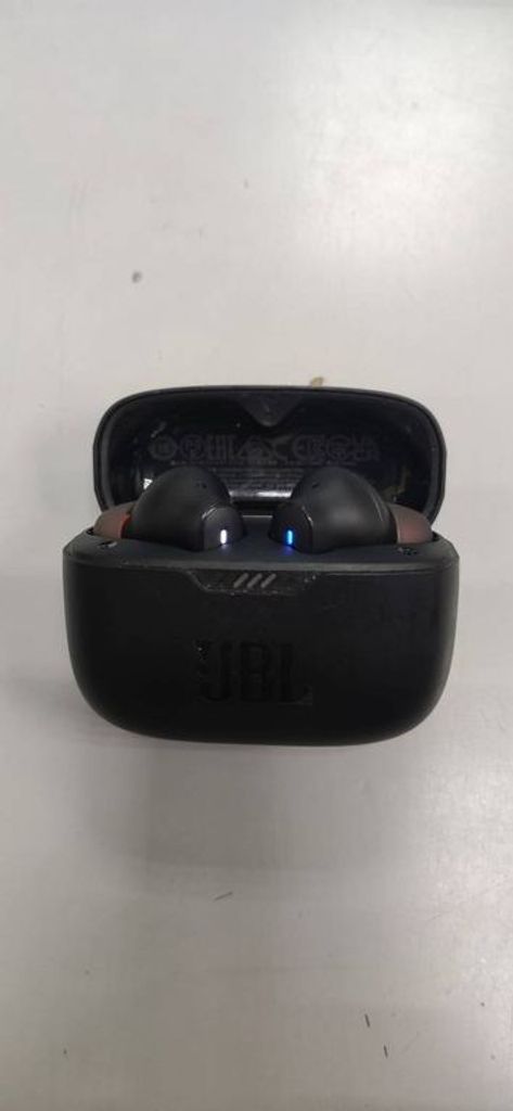 Оголошення Jbl tune 230nc Б/У