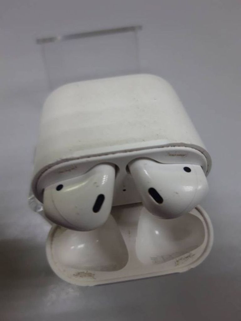 Apple airpods 2 gen a1602.a2032+a2031 2019г.