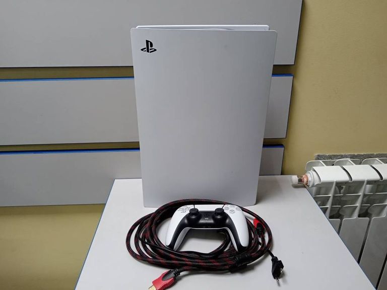 Sony ps 5 cfi-1208a 825gb