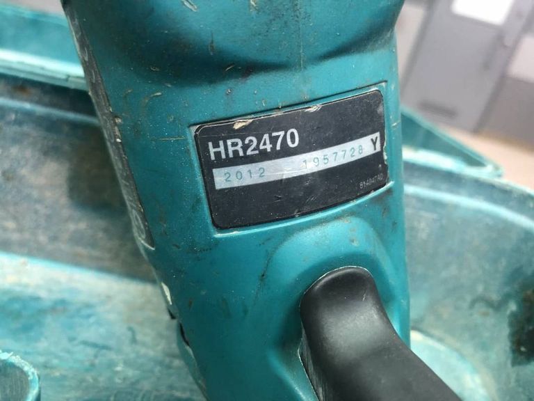 Makita HR2470