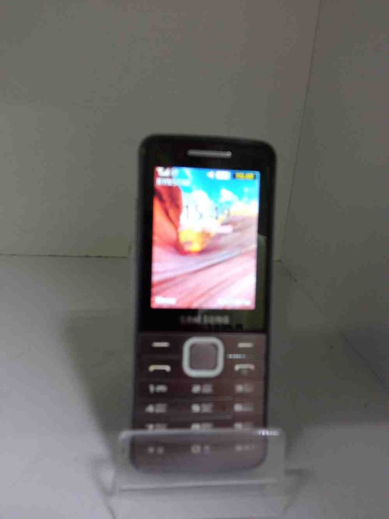 Samsung GT-S5610