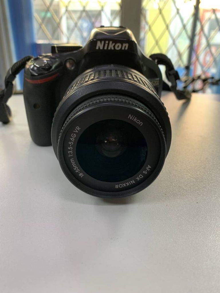 Nikon d5200 kit 18-55mm vr