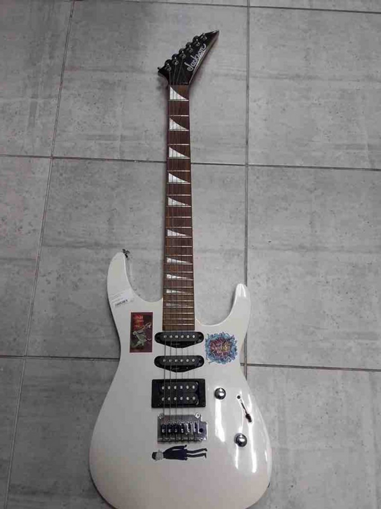 Jackson  JS32R Dinky