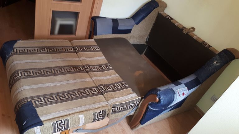 Дешево Диван розкладний полуторний з ломбарду