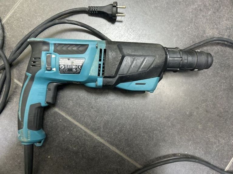 Оголошення Makita HR2630T Б/У