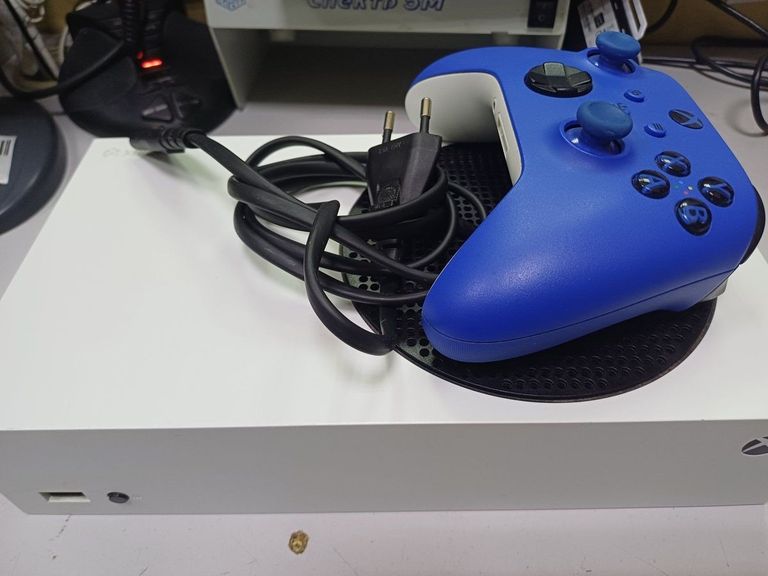 Объявление Microsoft xbox series s 512gb Б/У