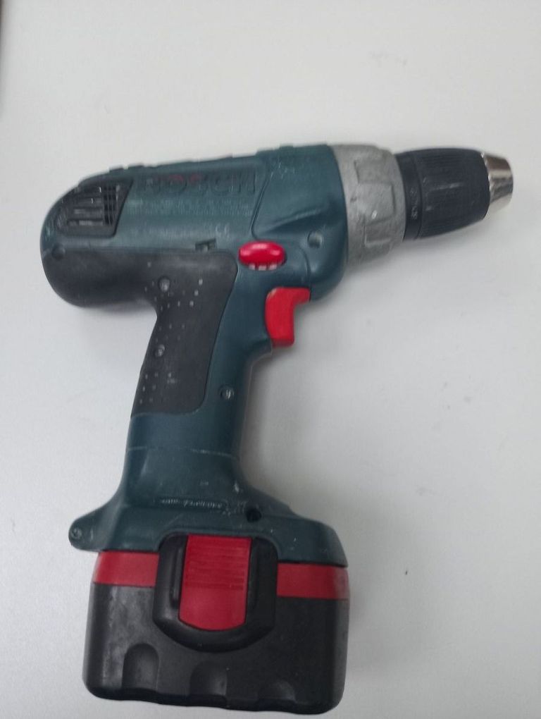 Купити Bosch gsr 14,4 ve-2 li 1акб зп Б/У