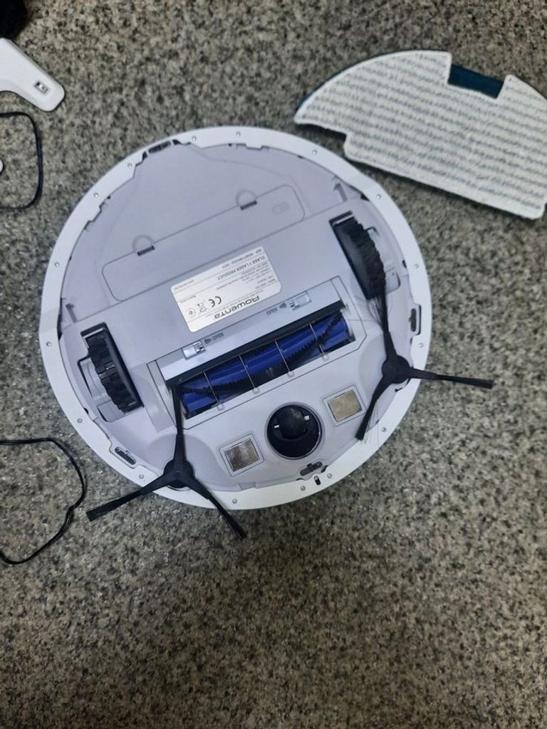 Дешево Rowenta X-plorer Serie 130 AI Animal & Allergy RR9077WH з ломбарду