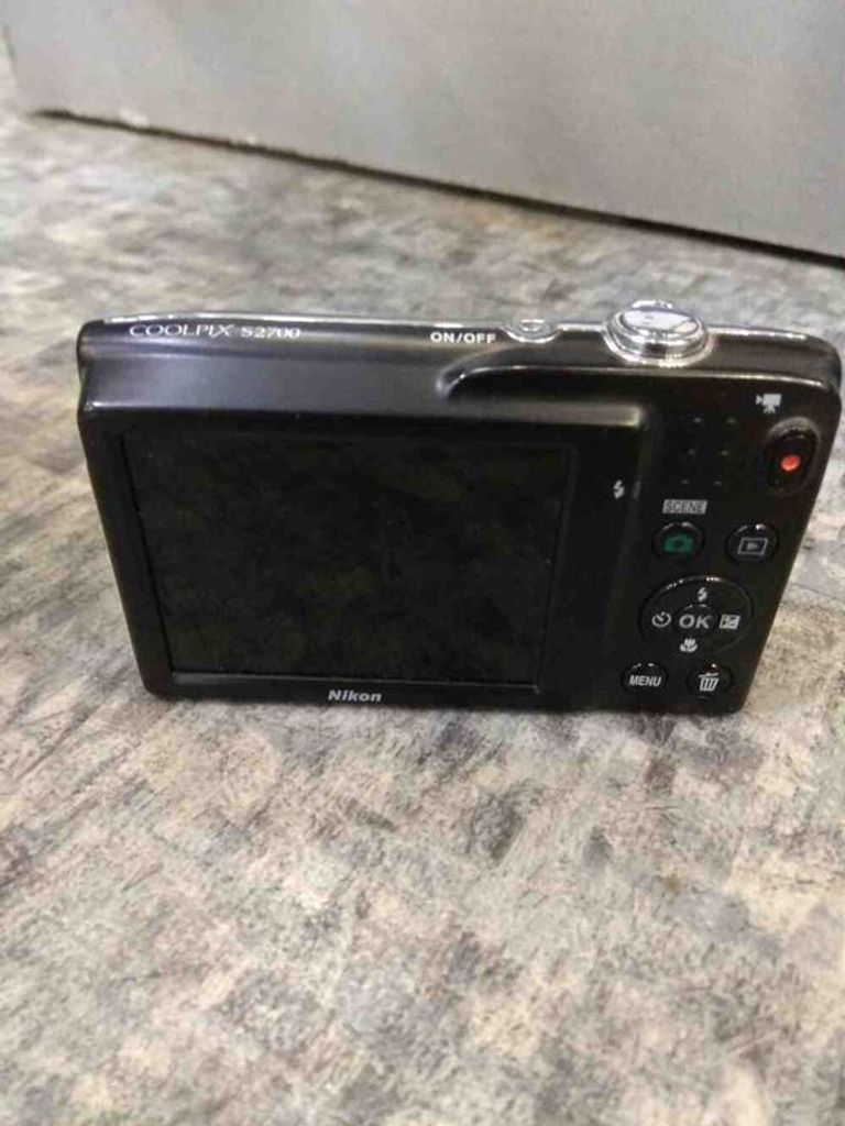Оголошення  Nikon Coolpix S2700 Б/У