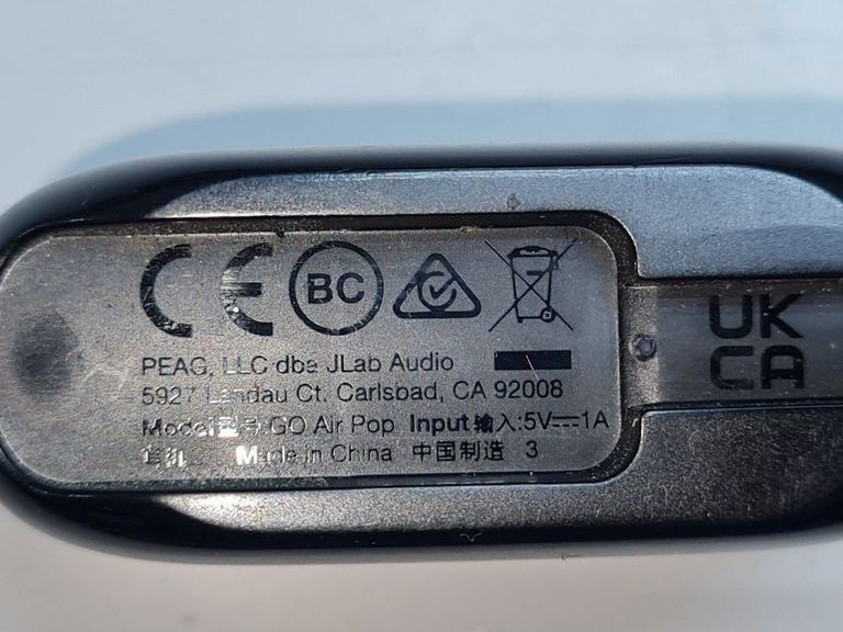 Оголошення Jlab go air Б/У