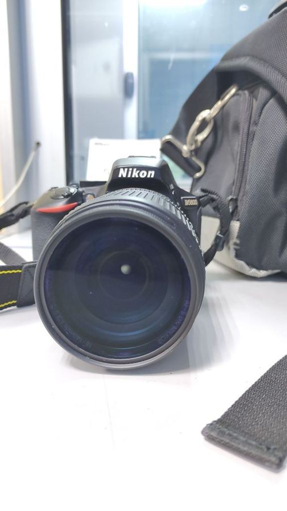 Объявление Nikon d5600 nikon nikkor af-s 18-140mm f/3.5-5.6g ed vr dx Б/У