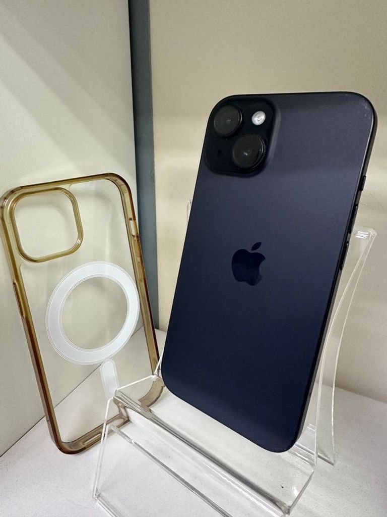 Купить Apple iPhone 15 128GB Green Б/У