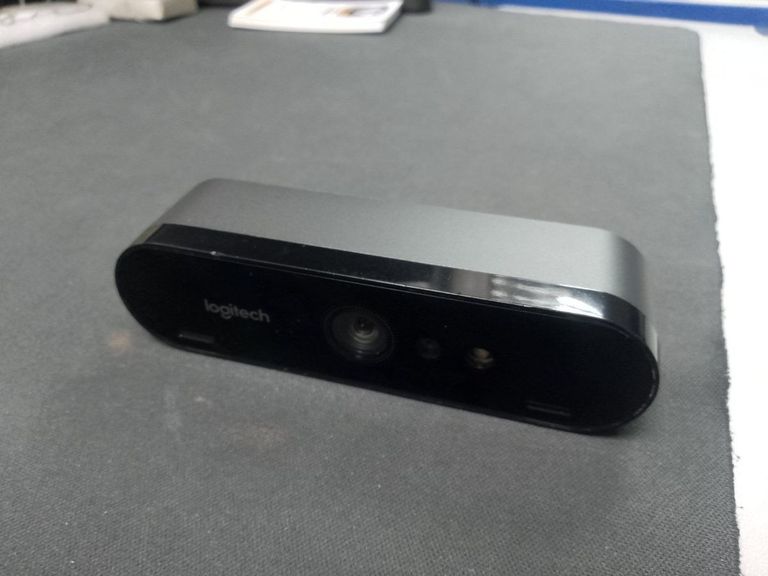 Дешево Logitech brio 4k pro webcam з ломбарду