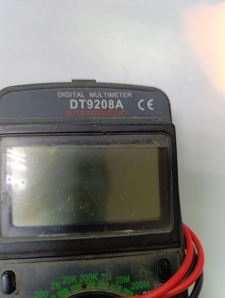 Оголошення Без Виробника dt9208a Б/У