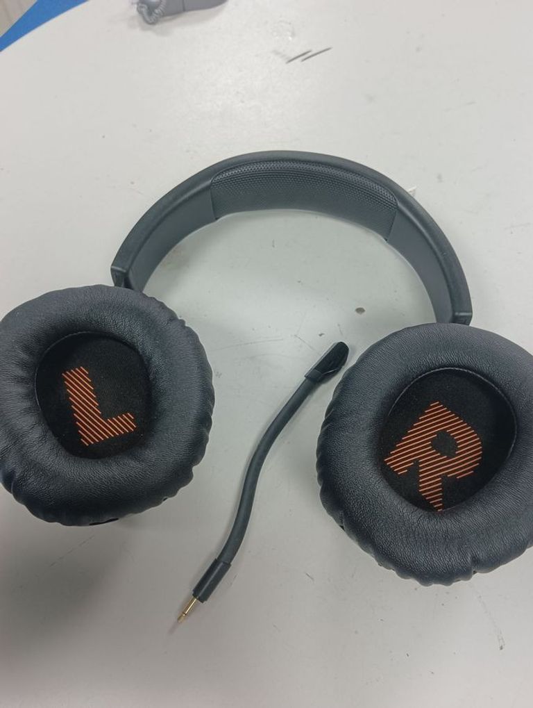 Объявление Jbl quantum 350 wireless black jblq350wlblk Б/У