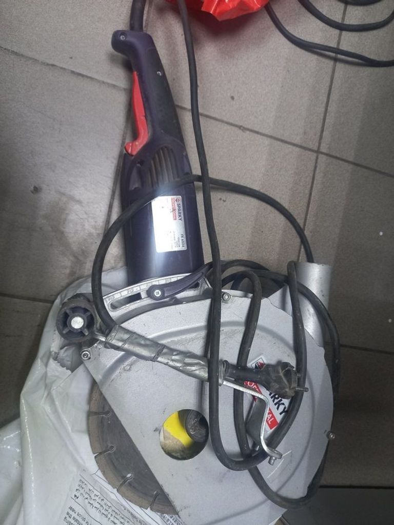 Дешево Sparky fk 6524 з ломбарду