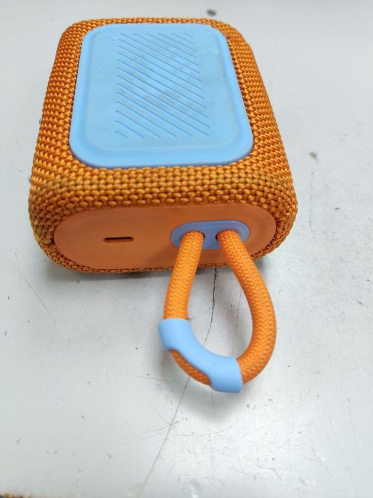 Дешиво Jbl Go 3 Blue (JBLGO3BLU) с ломбарда