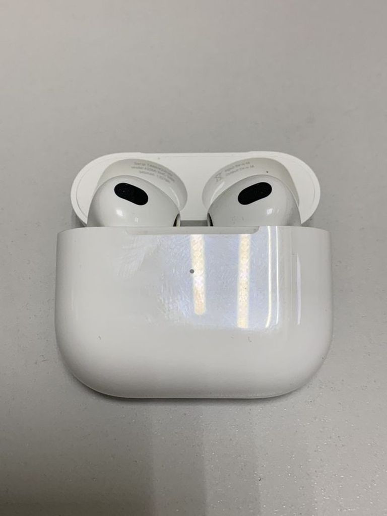 Оголошення Apple airpods 3rd generation Б/У