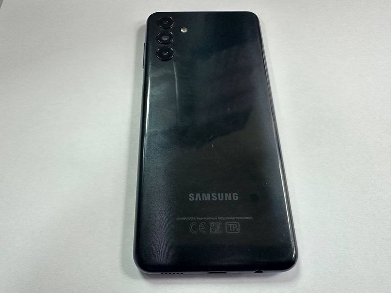Дешево Samsung galaxy a04s 3/32gb a047f з ломбарду