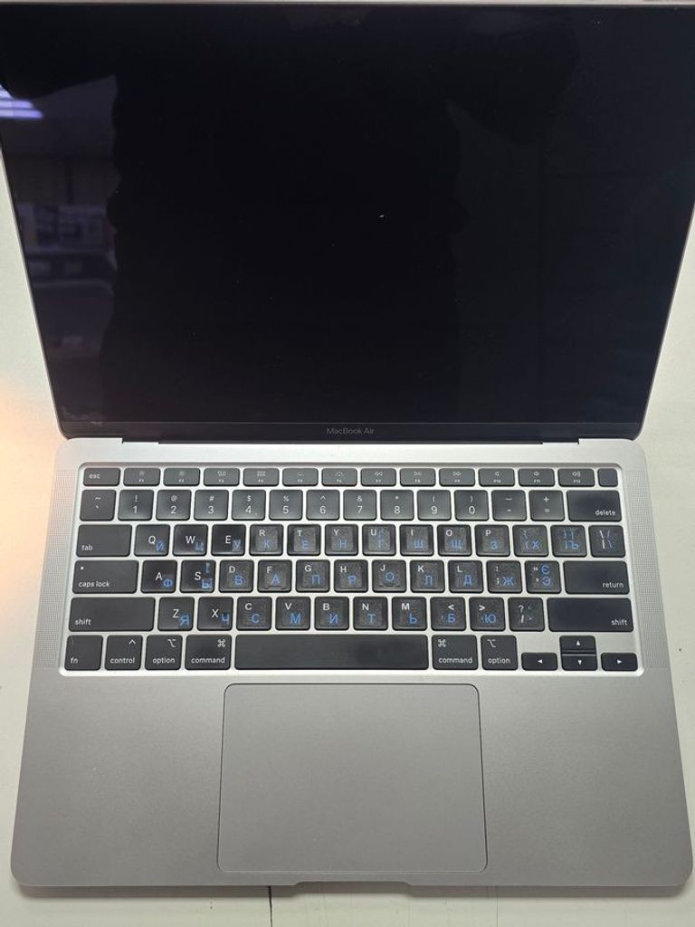 Apple macbook air 13 2020 /core i7 1,2ghz/ram16gb/ssd256gb/iintel iris plus Код:01-200789142. Изображение 5
