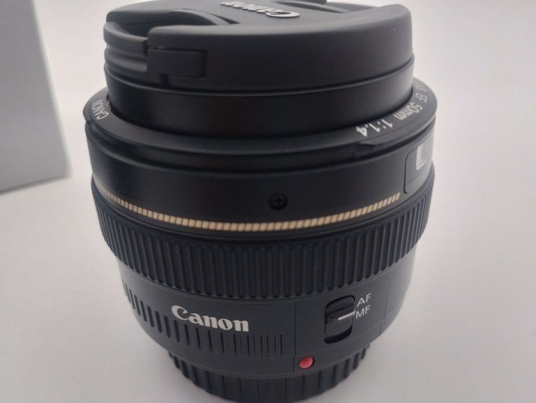 Canon ef 50 mm 1/1.4 Код:01-200636693. Изображение 7