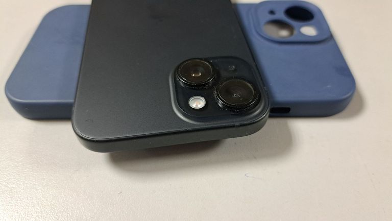 Apple iPhone 15 128GB Green Код:01-200814524. Изображение 7