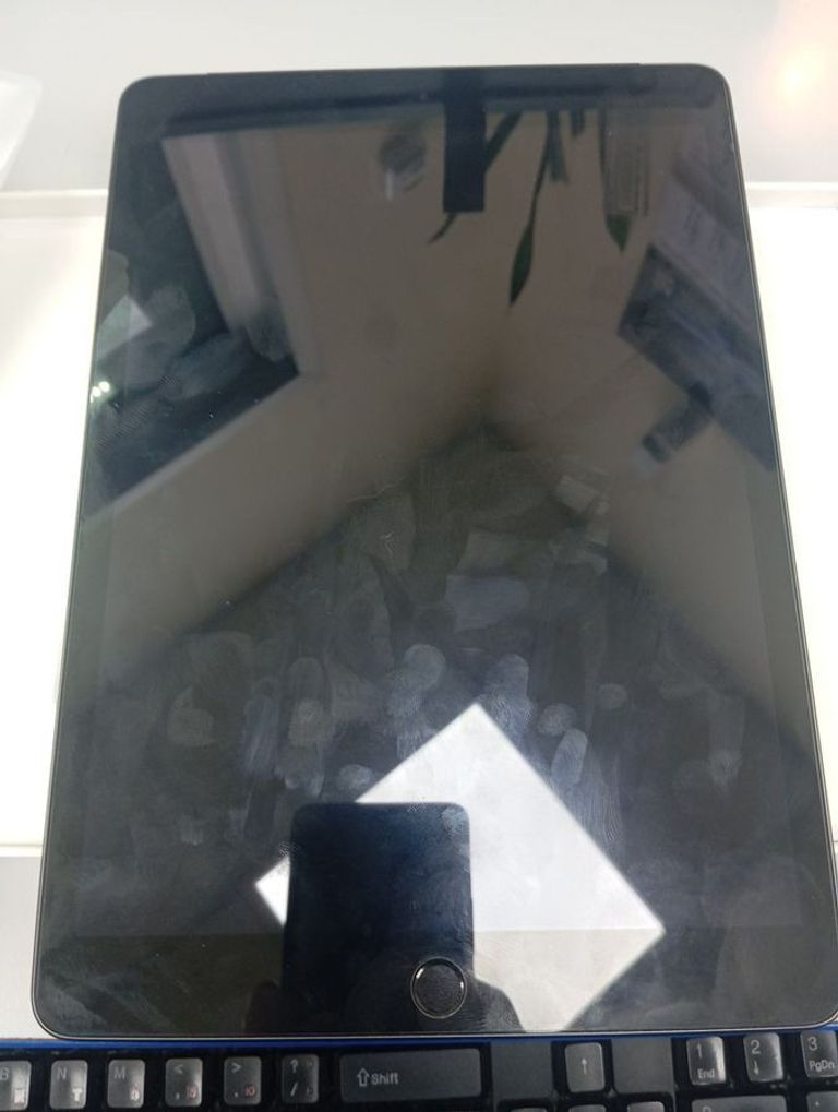 Купить Apple ipad 10.2 2021 wi-fi 64gb Б/У