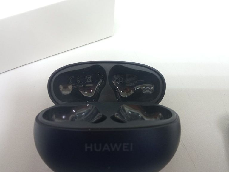 Оголошення Huawei freebuds 6i Б/У