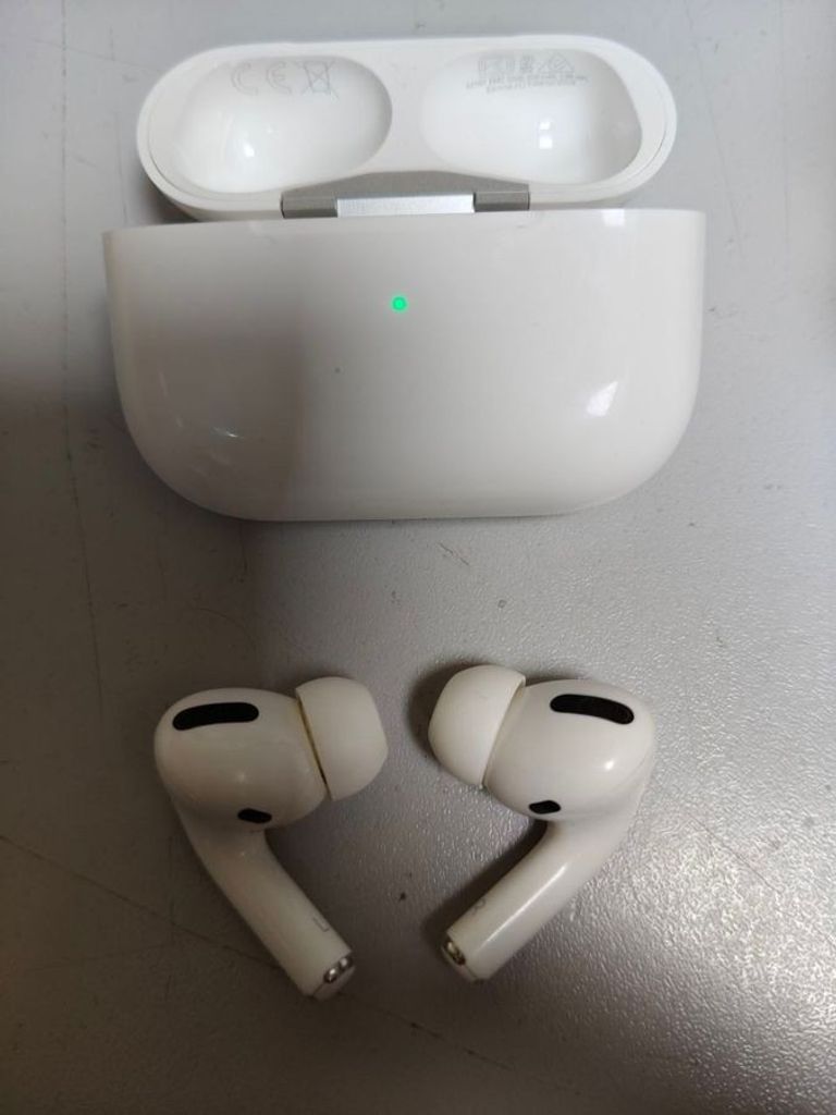 Оголошення Apple AirPods Pro (MWP22) Б/У