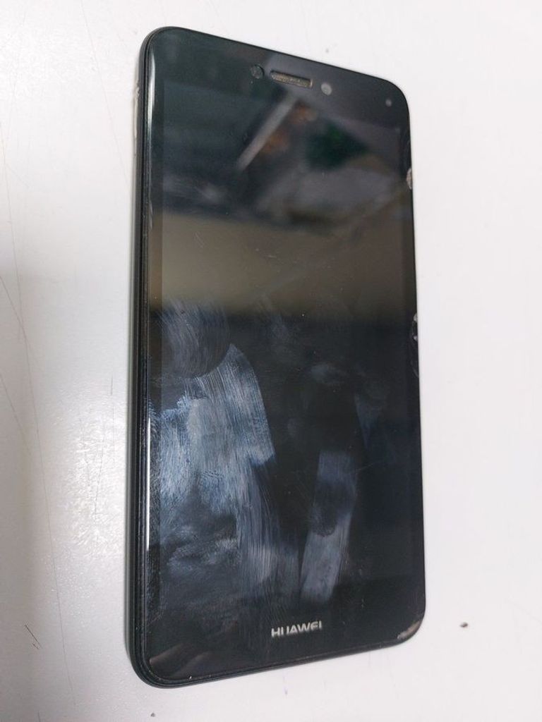 Дешиво Huawei p8 lite 2017 pra-lx1 3/16gb с ломбарда