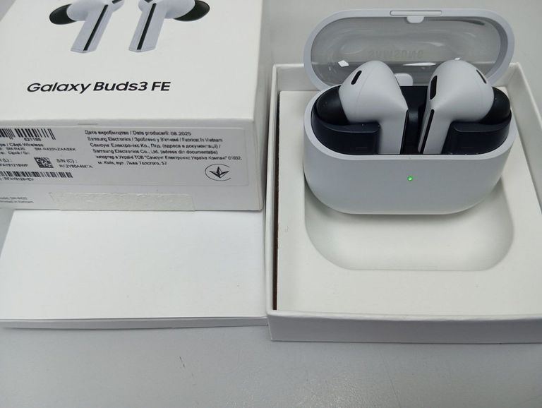 Дешиво Samsung galaxy buds 3 fe с ломбарда