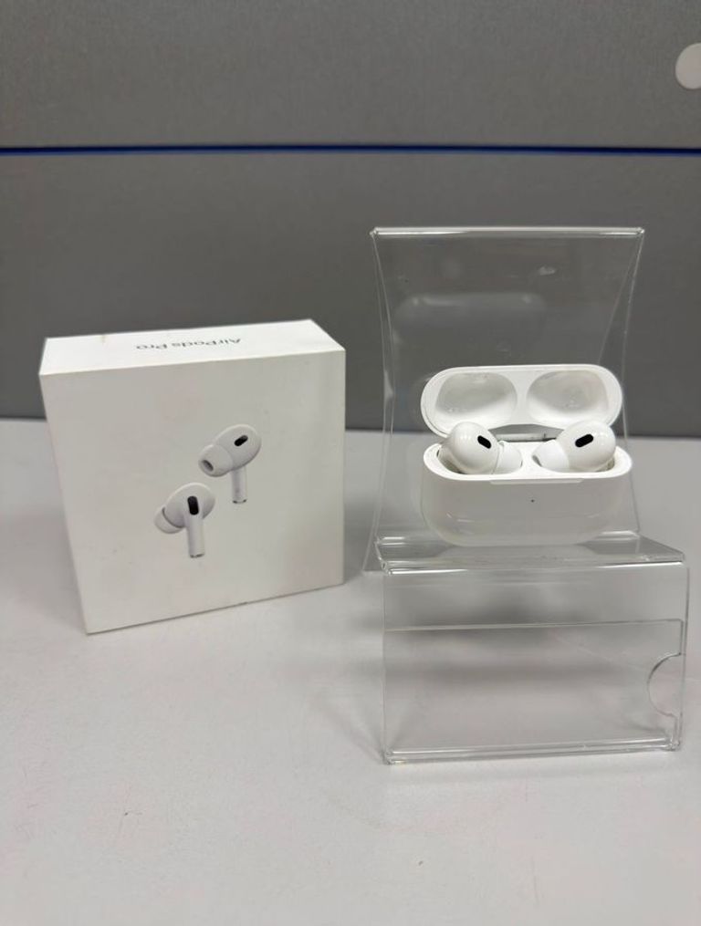 Оголошення Apple airpods pro 2nd generation with magsafe charging case usb-c Б/У