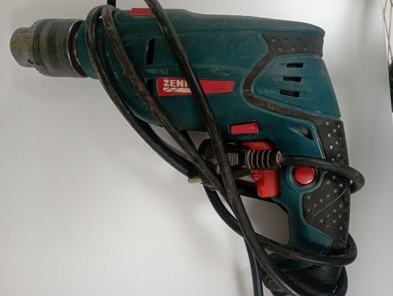 Дешево Зенит ЗД-820 з ломбарду