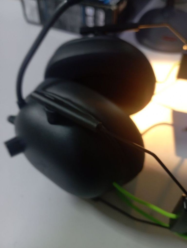 Дешево Razer blackshark v2 x з ломбарду